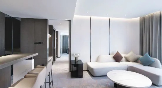 Люкс Deluxe Crowne Plaza Wuhan Optics Valley by IHG