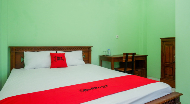 RedDoorz Syariah near Monumen Jogja Kembali, Reserva ahora Hotel Ngaglik Provincia de Yogyakarta
