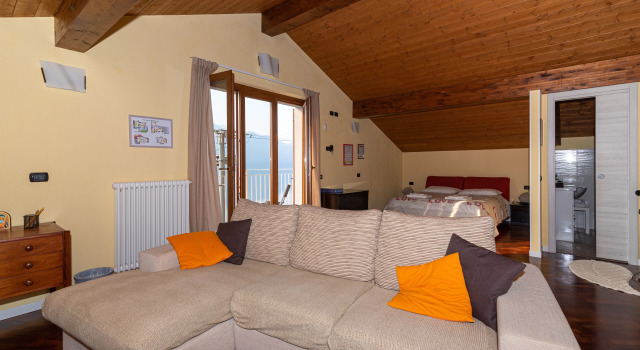 B&B-FORESTERIA Casa Della Musica Lake Como, Book Bed and Breakfast Hotels in Como with a Pool, Swimming Pool