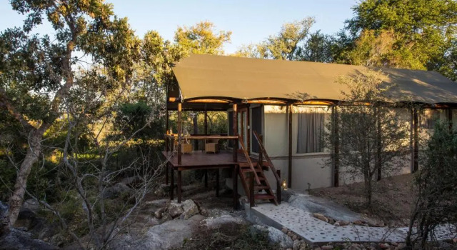 Тент Nyati Safari Lodge