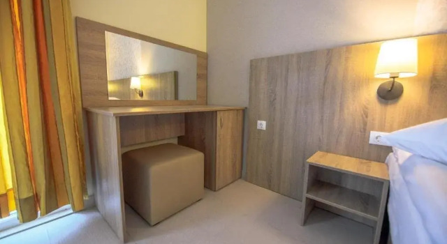 Hotel Piccadilly, Prenota Hotel Hotel a Mamaia-Sat con parcheggio, Parcheggio