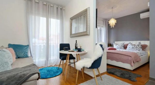 Апартаменты Apartments Mediteranea 1