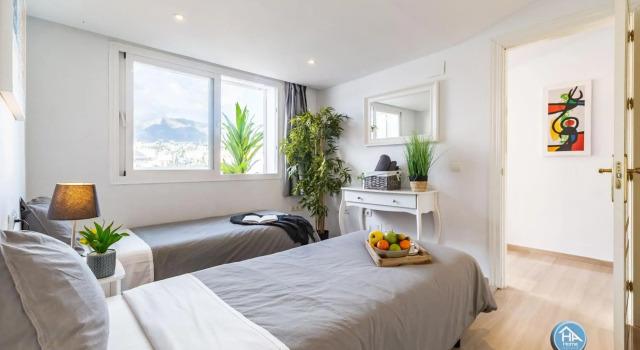 HomeAbroad Apartments - Ático Deluxe Fuengirola with FREE Parking