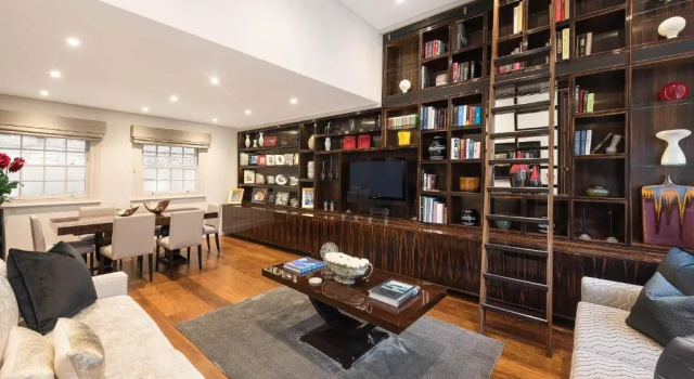 Коттедж Knightsbridge Mews House Private Mews, Harrods & Parking Included