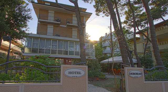 Hotel Deborah