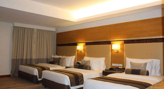 Четырёхместный семейный номер Standard Best Western Plus The Ivywall Hotel - Palawan