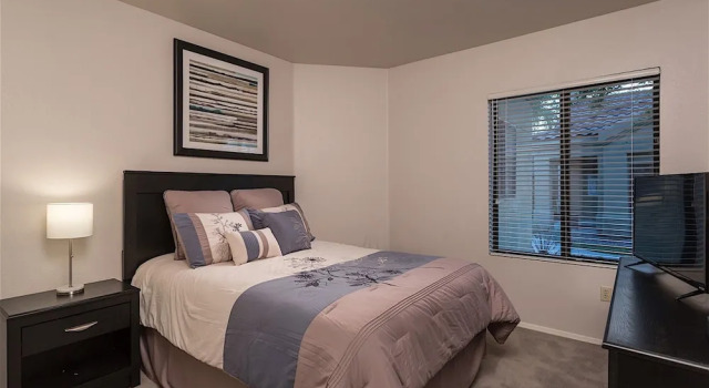 Home Suite Home 3 BR by Casago, Забронировать Отель Отели Скотсдейл с парковкой, Парковка