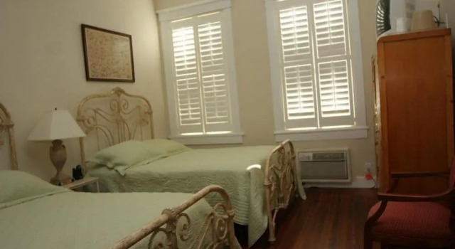 Standard Vierer Zimmer Riverview Hotel