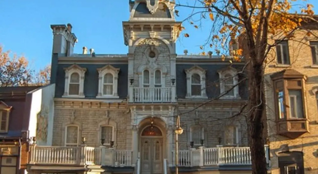 Le Château du Faubourg B&B, Rezervovat Penzión se snídaní Quebec 