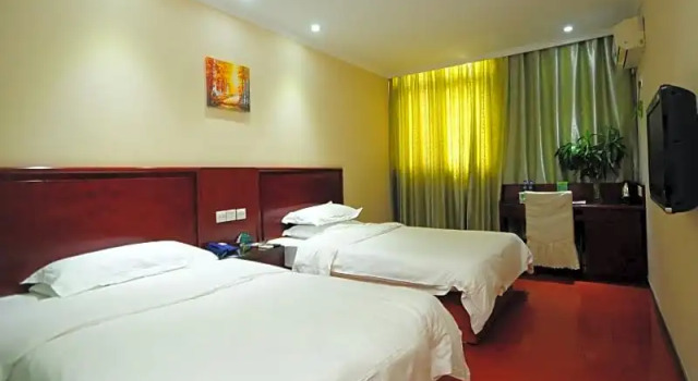 Двухместный номер Business GreenTree Inn Anhui Hefei Railway Station Qinggong Mall Express Hotel
