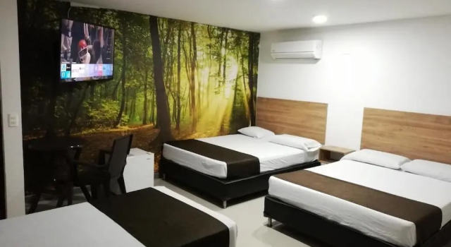 Трёхместный номер Standard Hotel Suramericana