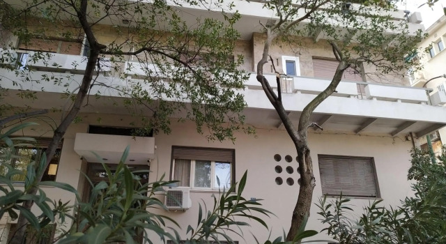 Fully renovated, family-friendly apartment, next to a huge green park, in Athens center