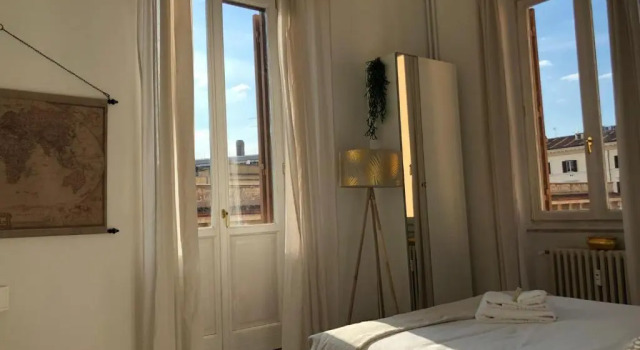 White Napoleone Apartment, Забронировать Апартаменты/квартира Вокзал Термини , рядом с Вокзал Термини