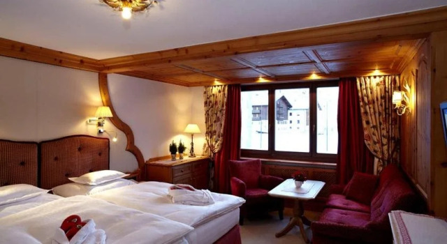 Sporthotel Lorünser, Book Hotel Hotels in Vorarlberg with a Pool, Swimming Pool
