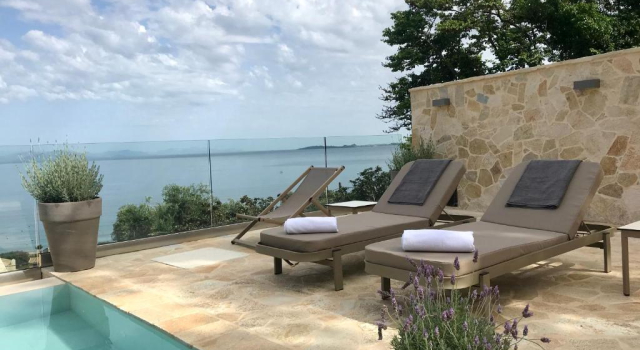 Вилла с 2 комнатами Villa Renata Gold