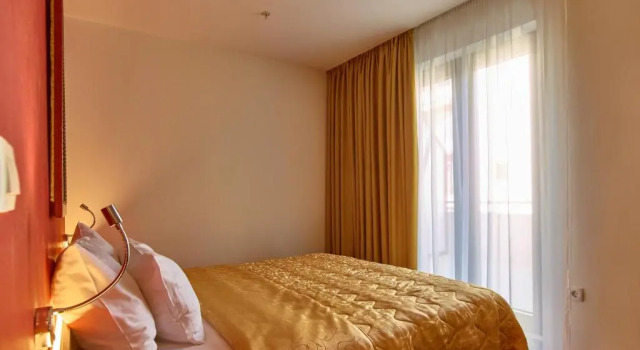 Suite Pine
