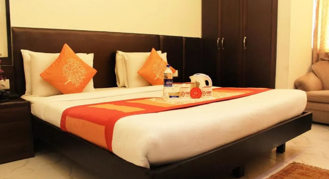 Hotel Aman Palace-Rajouri Garden, Забронировать Отель Отели Нью-Дели с завтраком, Завтраки