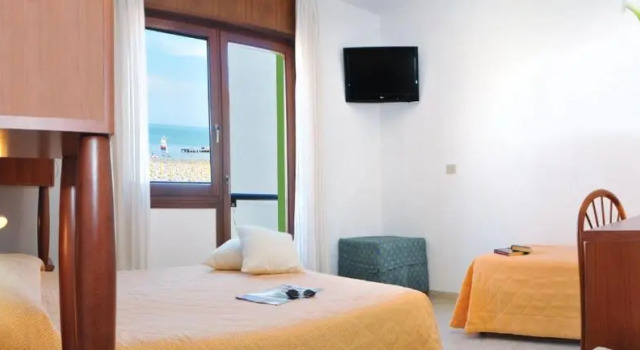 Трёхместный номер Standard с видом на море Hotel Giacomazzo