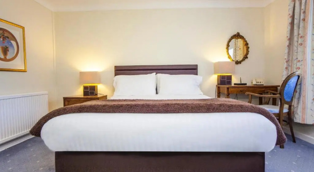 Двухместный номер Standard The Walnut Tree Hotel