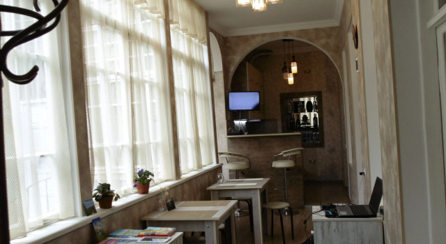 Kipiani Guest house