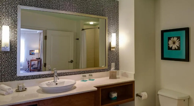 Четырёхместный номер Standard с видом на город Hotel Indigo Columbus Architectural Center by IHG