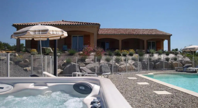 Вилла Les Villas de Perret