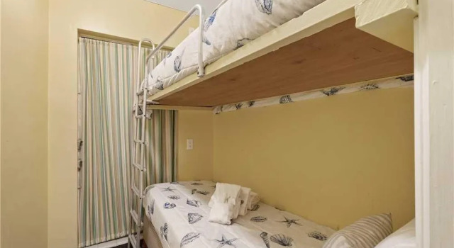 Sea Rocket 26 - Studio Condo