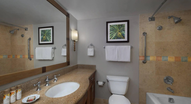Двухместный номер Standard с балконом и с видом на сад Marriotts Maui Ocean Club - Molokai, Maui & Lanai Towers