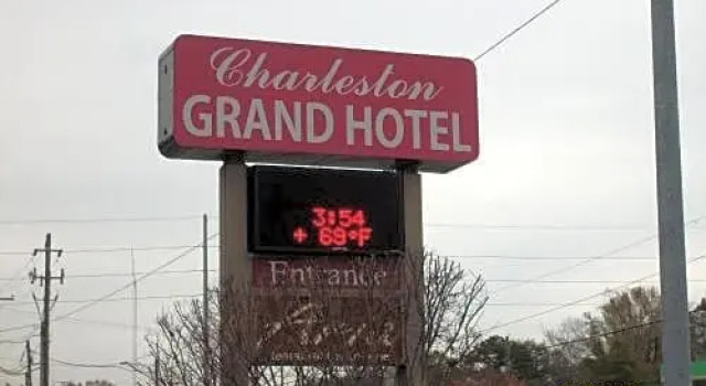 Двухместный номер Standard Charleston Grand Hotel
