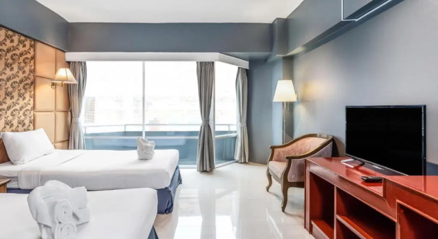 Двухместный номер Superior Ayothaya Riverside Hotel