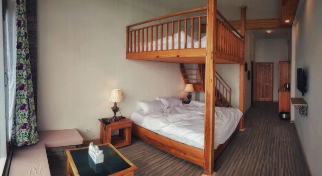 Summit Stonewood Hotel