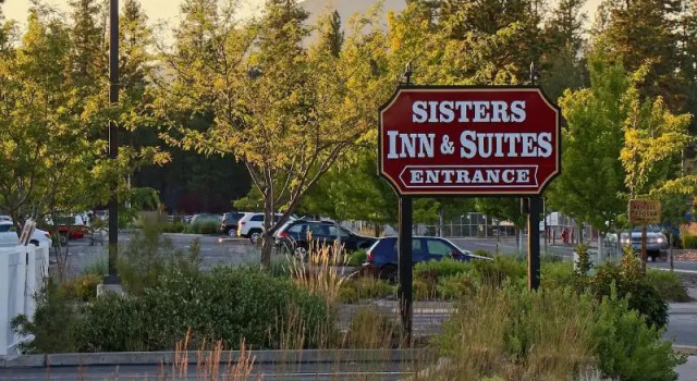 Sisters Inn And Suites, Rezerwuj Hotel Hotele w Sisters z parkingiem, Parking
