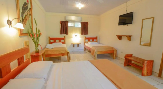 Четырёхместный номер Standard Hotel Cerro Lodge