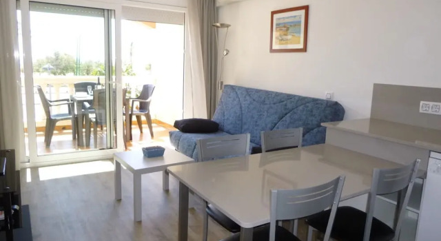 Apartment in Empuriabrava Near the Beach for 4 People, Забронировать Апартаменты/квартира Эмпуриабрава Alt Empordà, рядом с Karting