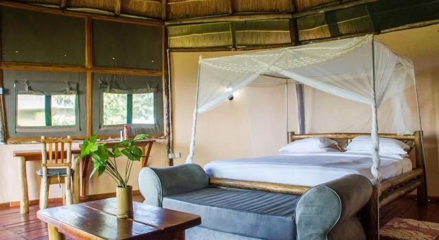 Elephant HAB Lodge, Buchen Sie Ferienhaus Kichwamba Bunyaruguru