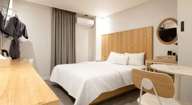 Люкс Cheongju Hotel Dictionary