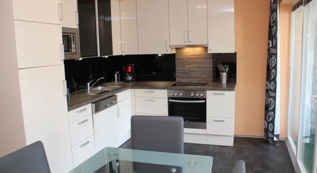 Sunny Apartments - Schoenbrunn, Prenota Appartamento Vienna Austria