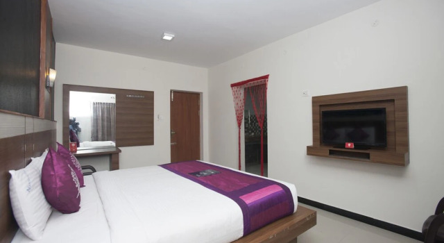 Hotel Nakshatra Grand, Забронировать Отель Отели штата Тамилнада 3 звезды, 3*