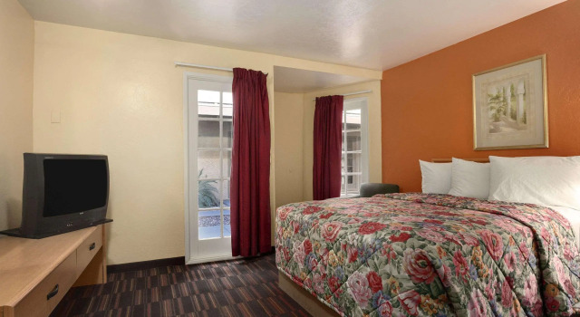 Knights Inn Tucson D.M.A.F Area, Rezerwuj Hotel Tucson Arizona