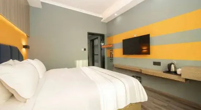 Люкс Yiyang Fenglin Evening  Hotel