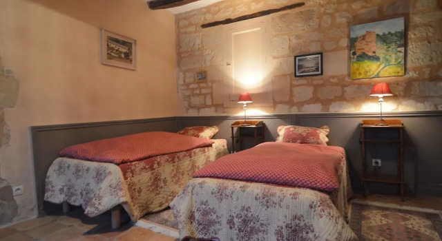Holiday Home in Lerné with Garden, Book Hotel  