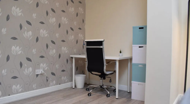 Spacious 1 Bedroom House in Fulham, Забронировать Гостевой дом Гостевые дома Лондона, рядом с Design Centre, Chelsea Harbour, Гостевой дом