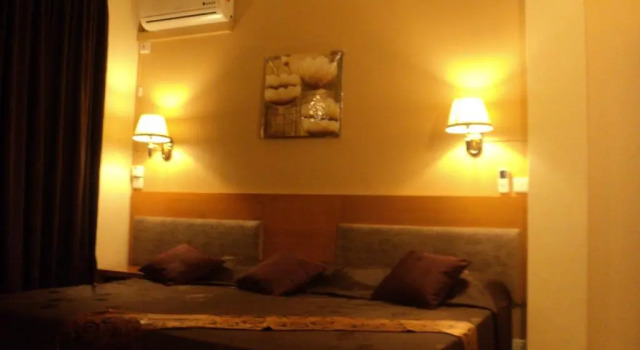 Студия с балконом и с красивым видом из окна Monalysa St Honore Apartment & Studios Grand Bay