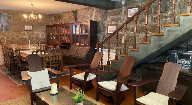 Коттедж с 6 комнатами Quinta da Várzea de Cima