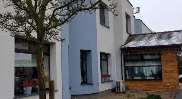 Platinum, Prenota Hotel Budzyn 