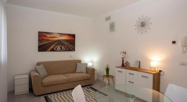 Italian Vacation Homes - Igea, Buchen Sie Ferienhaus Hotels in Iseosee mit Parkplatz, Parkplätze