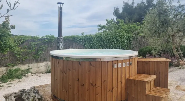 Апартаменты Comfort Dimora Il Mandorlo con jacuzzi riscaldata