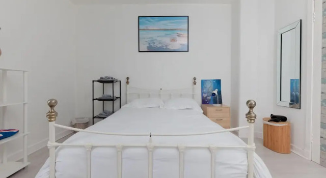 Leith Walk Gem! Lovely + Great Value - Sleeps 4, Забронировать Отель Лейт Эдинбург, рядом с «Калтон-Хилл»