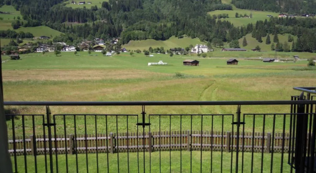 Апартаменты с 2 комнатами с балконом Fuchs Apartments - inklusive Eintritt in die Alpentherme Gastein