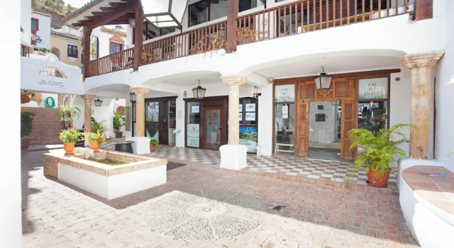 El Fogón Benahavís Boutique Loft, Забронировать Бутик-отель Бенаавис Коста-дель-Соль, рядом с ImagiArte